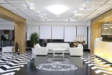 Santa Quaranta Premium Resort