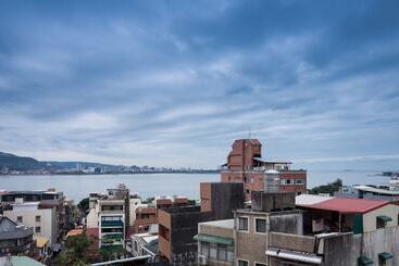 Taipei Travelers International Hostel