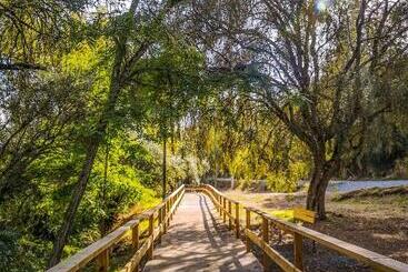 تختخواب و صبحانه Termas Da Sulfurea
