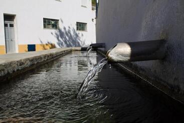 تختخواب و صبحانه Termas Da Sulfurea