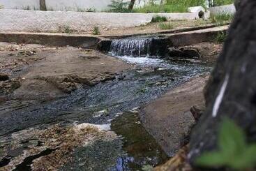 تختخواب و صبحانه Termas Da Sulfurea
