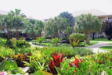 هتل The Grand Caymanian Resort