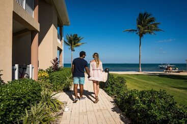 هتل The Grand Caymanian Resort
