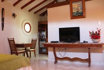 هتل Jatata Aqua Resort