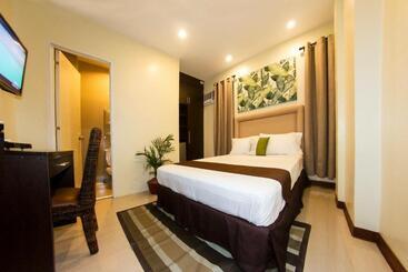 هتل Verovino Suites