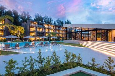 استراحتگاه La Vela Khao Lak   Sha Extra Plus
