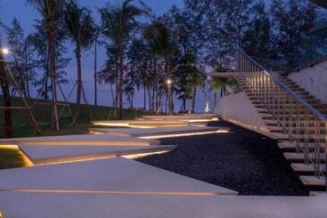 استراحتگاه La Vela Khao Lak   Sha Extra Plus