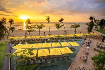 استراحتگاه La Vela Khao Lak   Sha Extra Plus