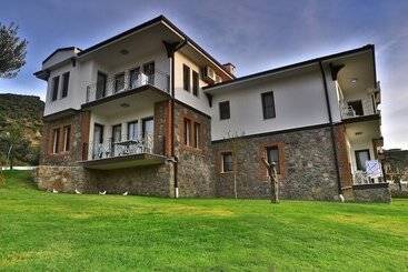 استراحتگاه Merada Termal Hotel & Spa