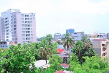 Flat Hotel Kandolo Gombe