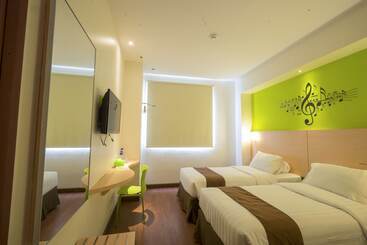Front One Hotel Jayapura