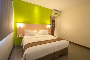 Front One Hotel Jayapura