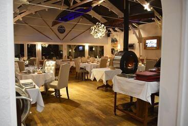 هتل Restaurant Pavillon Bleu