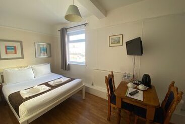 تختخواب و صبحانه Lady Hamilton Inn