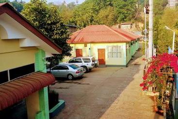 Pinlon Pann Motel
