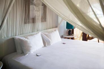 استراحتگاه Sentidos Beach Retreat