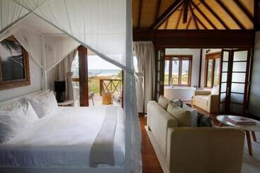 استراحتگاه Sentidos Beach Retreat