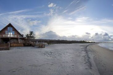 استراحتگاه Sentidos Beach Retreat