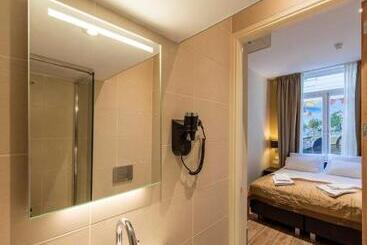 Royal Plaza Hotel Amsterdam