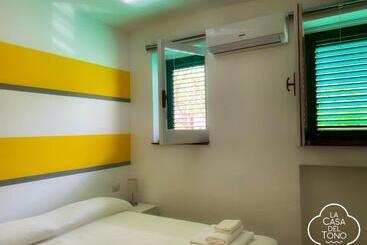 تختخواب و صبحانه La Casa Del Tono