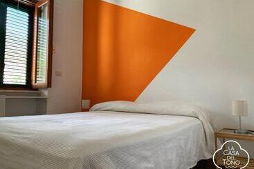 تختخواب و صبحانه La Casa Del Tono