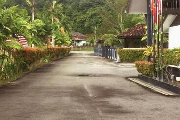 هتل Langkawi Anjung Villa