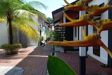 هتل Langkawi Anjung Villa