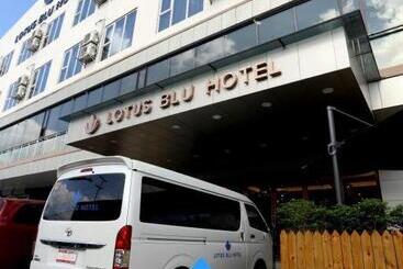 酒店 Lotus Blu