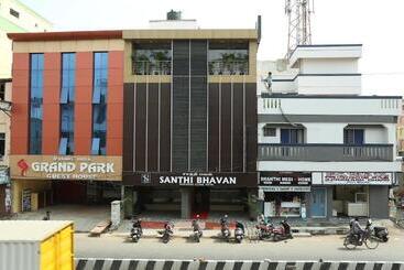 هتل Santhi Bhavan