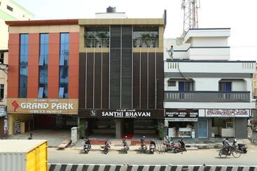 هتل Santhi Bhavan