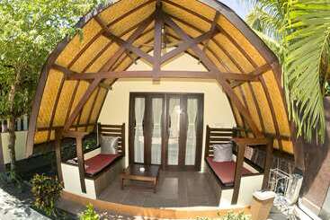 هتل Sari Gili Bungalow