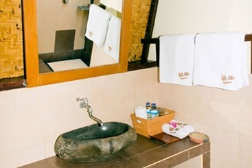 هتل Sari Gili Bungalow