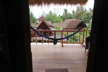 هتل Sari Gili Bungalow