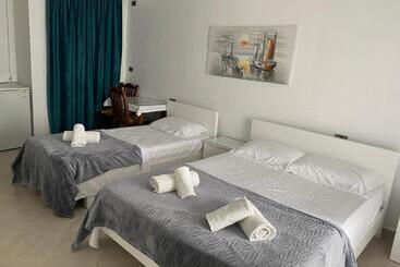 هتل Vila Kafe