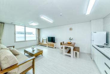 Jeju Jukwang Resort