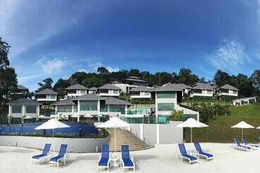 استراحتگاه Royale Chulan Cherating Villa