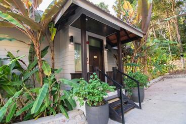 استراحتگاه Royale Chulan Cherating Villa