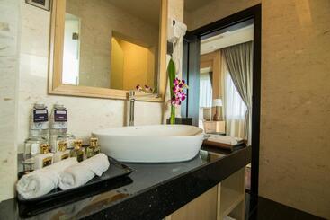استراحتگاه Royale Chulan Cherating Villa
