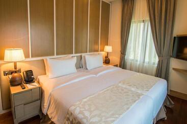 استراحتگاه Royale Chulan Cherating Villa