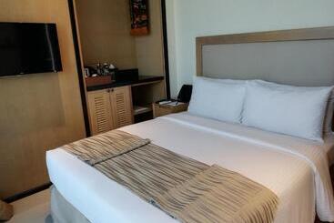 استراحتگاه Royale Chulan Cherating Villa