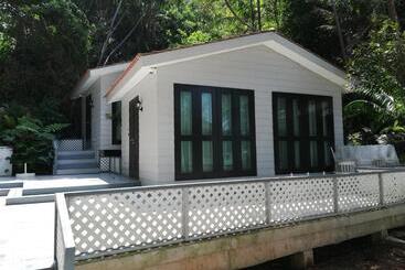 استراحتگاه Royale Chulan Cherating Villa