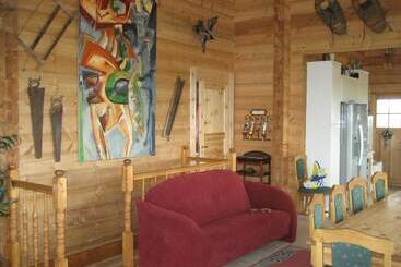 تختخواب و صبحانه Alfasteinn Country Home Guesthouse