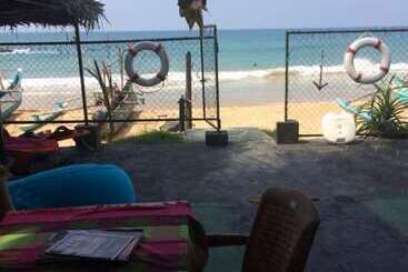 تختخواب و صبحانه Villa Crocodile Beach
