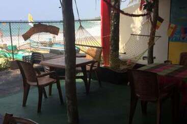 تختخواب و صبحانه Villa Crocodile Beach