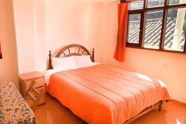 Big Vacation Hostel