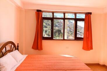 Big Vacation Hostel