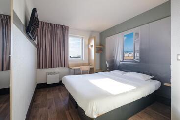 B&b Hotel Calais Centre St Pierre