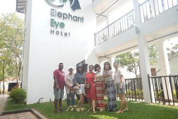 Yala Hotel Elephant Eye