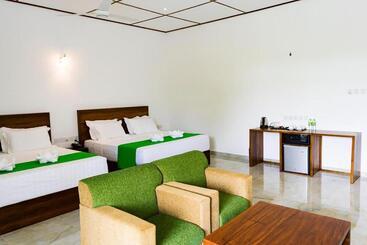 Yala Hotel Elephant Eye