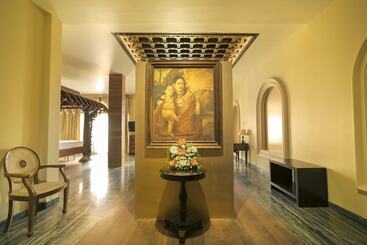 هتل Ginger House Museum